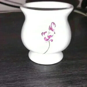 Vintage bath & body works candle holder white purple floral